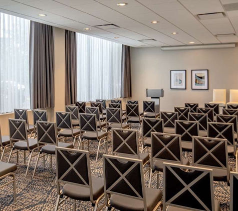 DoubleTree by Hilton Hotel Chicago - North Shore Conference Center - Skokie, IL