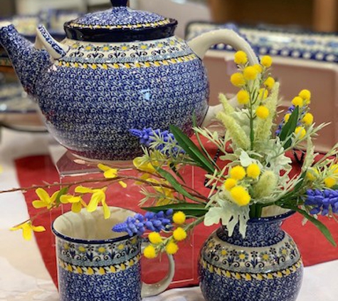 Out Of The Blue Polish Pottery  & Gifts - Carmel, IN