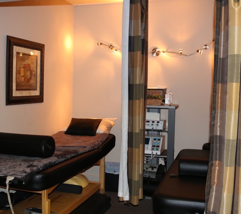 Bos Chiropractic - Winter Springs, FL. Treatment Room