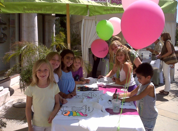 Menchie's Frozen Yogurt - Huntington Beach, CA