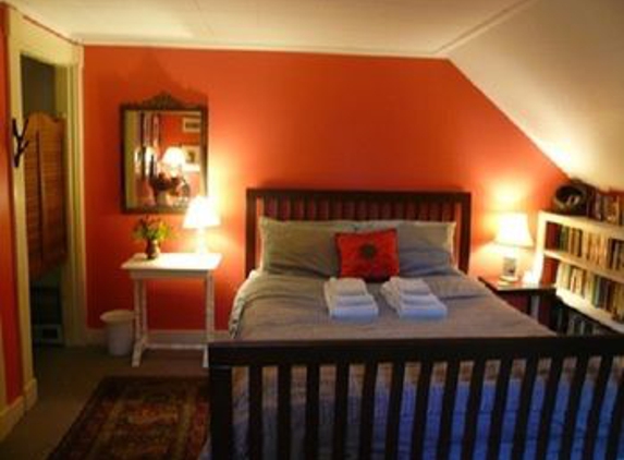 Le Vatout Bed & Breakfast - Waldoboro, ME