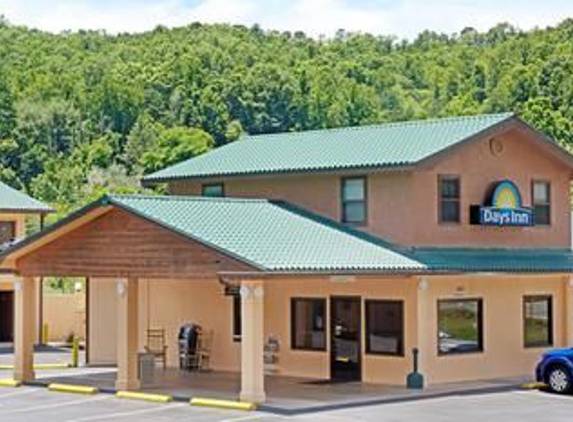 Days Inn by Wyndham Cherokee Near Casino - Cherokee, NC