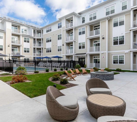 Tellus Bloom Apartments - Bloomfield, CT