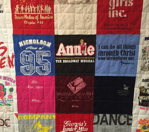 Just Tshirt Quilts - Marietta, GA. close up of jigsaw puzzle quilt stitch