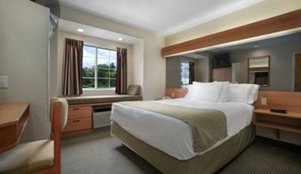 Microtel Inn & Suites by Wyndham Uncasville Casino Area - Uncasville, CT