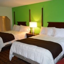 Days Inn & Suites by Wyndham New Buffalo - Motels