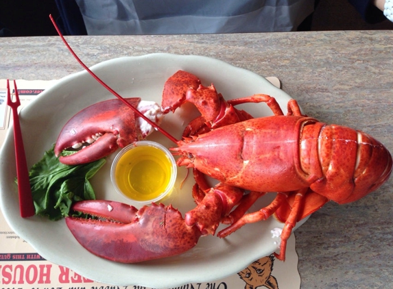 Fox's Lobster House - York, ME