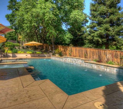 Premier Pools & Spas | Chicago West - Bolingbrook, IL