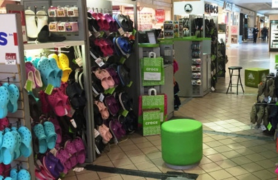 crocs store pembroke lakes mall