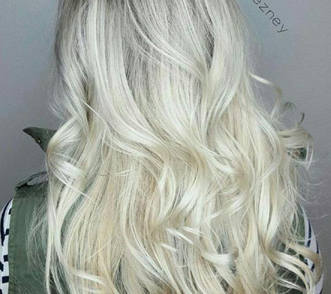 Refinery Hair - West Des Moines, IA