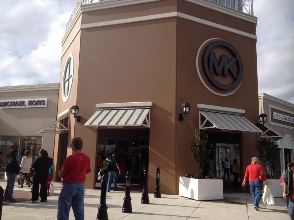 Michael Kors Outlet - Pearl, MS 39208