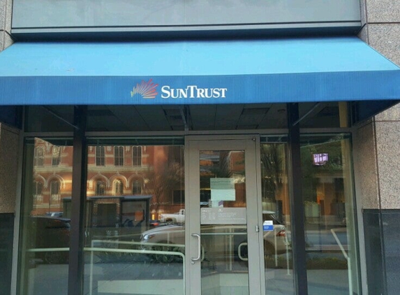 SunTrust Bank - Washington, DC