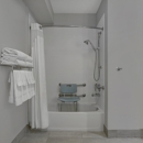 Holiday Inn Express & Suites Lenexa - Overland Park Area by IHG