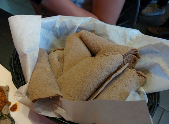 Tadu Ethiopian Kitchen - San Francisco, CA