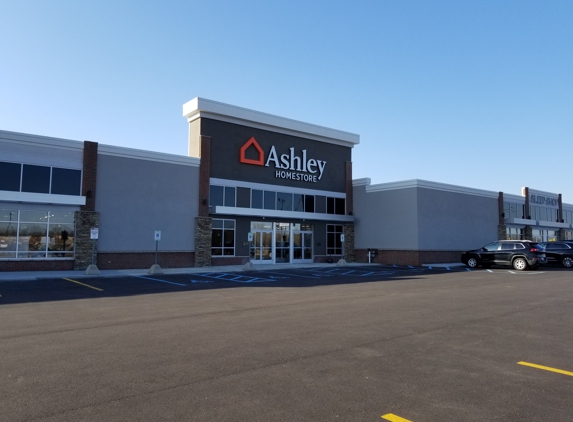 Ashley HomeStore - Grand Rapids, MI