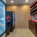 Cobblestone Inn & Suites
