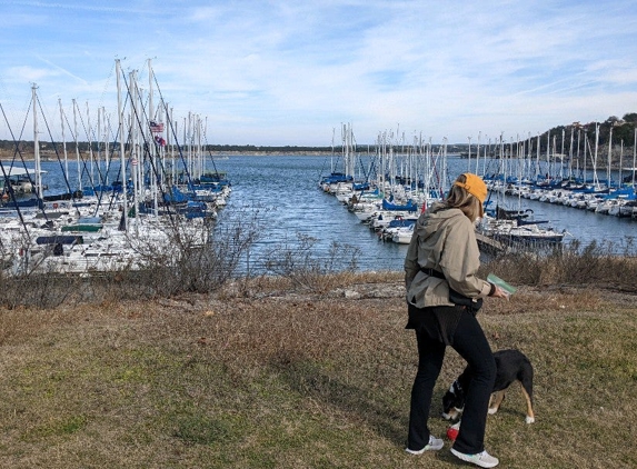 Sail & Ski Yacht Club & Marina - Austin, TX