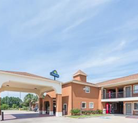 Days Inn by Wyndham Sulphur LA - Sulphur, LA