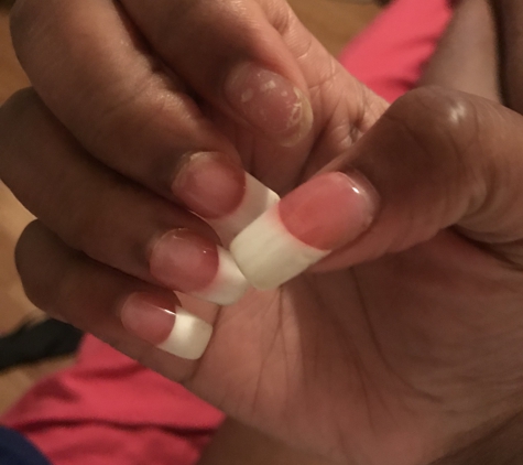 Ritzy Nail Salon - East Orange, NJ