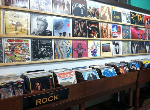 Jockamo Records - Ventura, CA