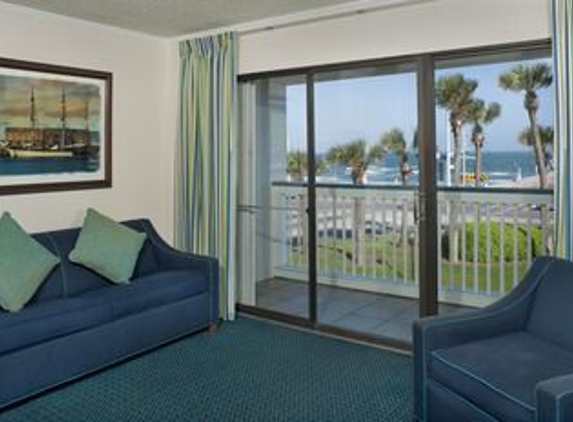 Casa Del Mar Beachfront Suites - Galveston, TX