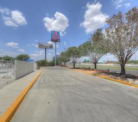 Motel 6 - San Antonio, TX