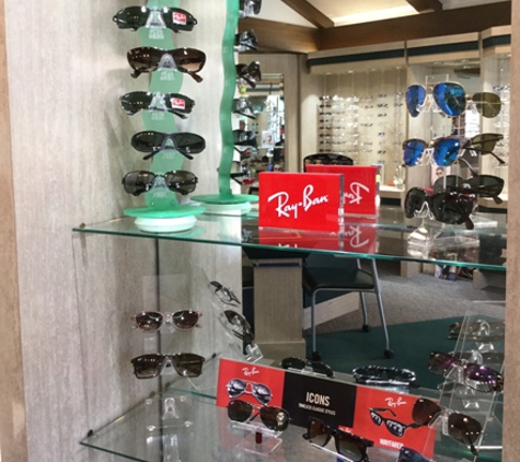 Monroe Family EyeCare - Monroe, WI