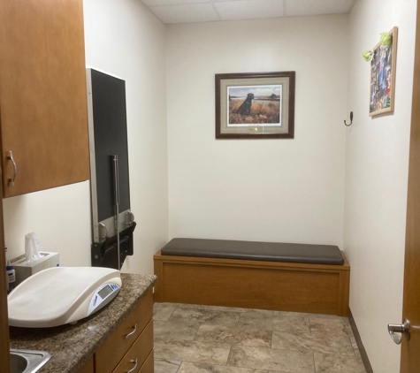 Marion Animal Hospital - Marion, IA