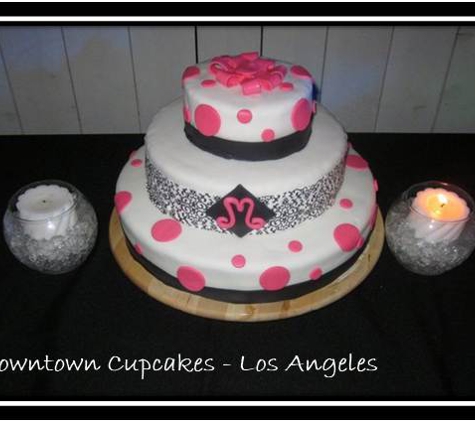 Downtown Cupcakes - South Gate, CA