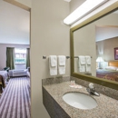 Super 8 by Wyndham Oxford - Motels