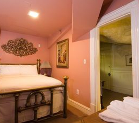 Chateau Tivoli Bed & Breakfast Inn - San Francisco, CA