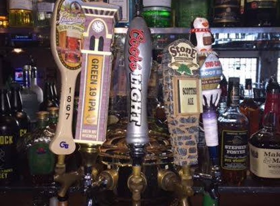 Appleton Street Sports Bar & Grill - Appleton, WI