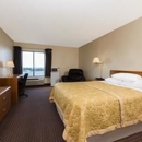 Super 8 by Wyndham Miamisburg Dayton S Area OH - Motels