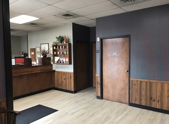 Murlen Animal Clinic - Olathe, KS