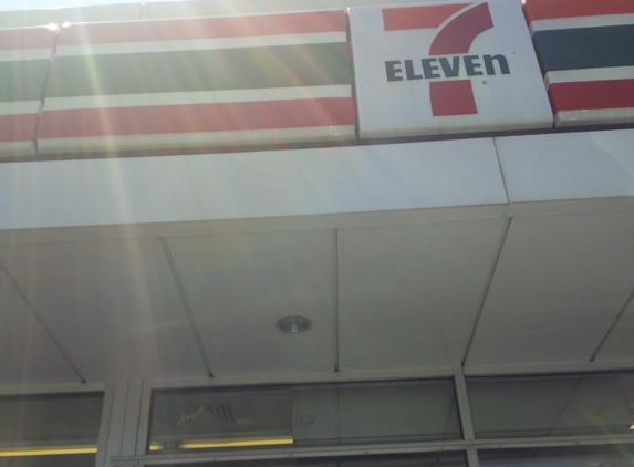 7-Eleven - Bayside, NY