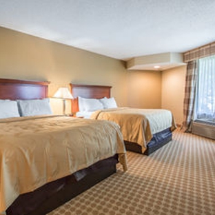 Quality Inn & Suites East Troy I-43 - East Troy, WI