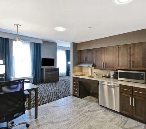 Homewood Suites by Hilton Warren Detroit - Warren, MI