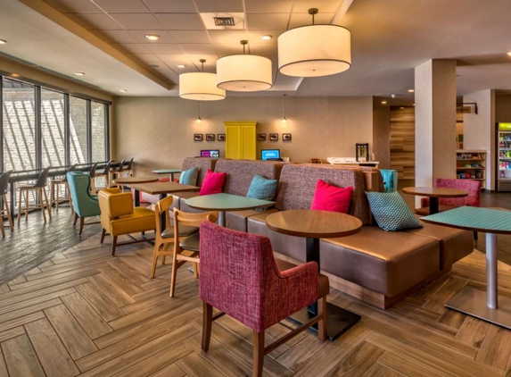 Home2 Suites by Hilton Reno - Reno, NV