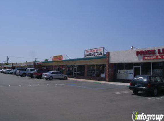 Wrangler Family Bar-B-Q - Escondido, CA