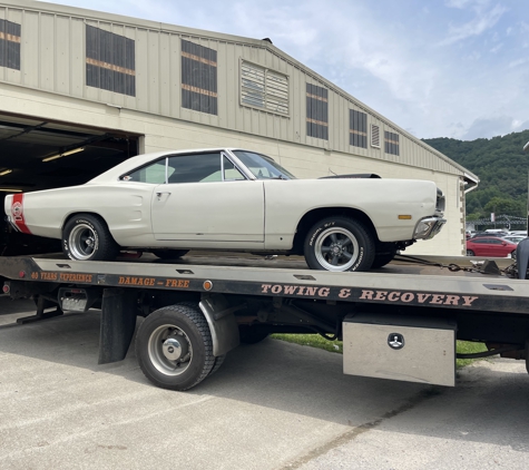 Akers Towing - Virgie, KY