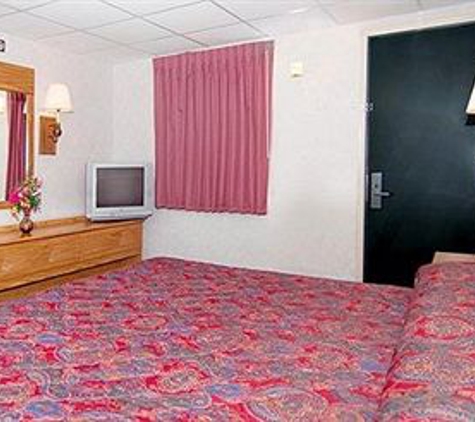 Econo Lodge - Altoona, PA