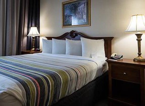 Country Inns & Suites - Waldorf, MD