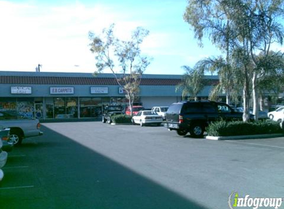 La Habra Clothing Outlet - La Habra, CA