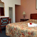 Candle Bay Inn - Hotels