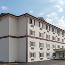 Super 8 by Wyndham Springfield East - Motels