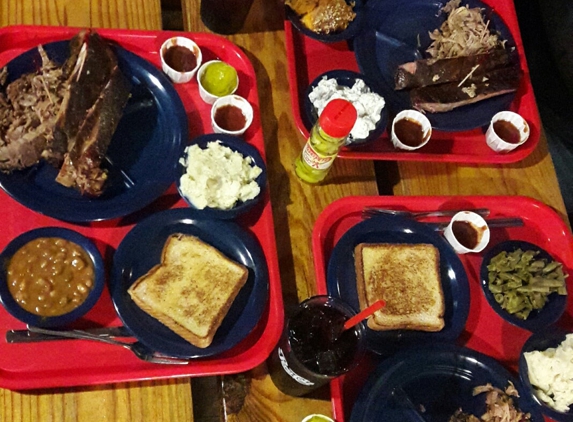 Cecil's Texas Style Bar-B-Q - Orlando, FL