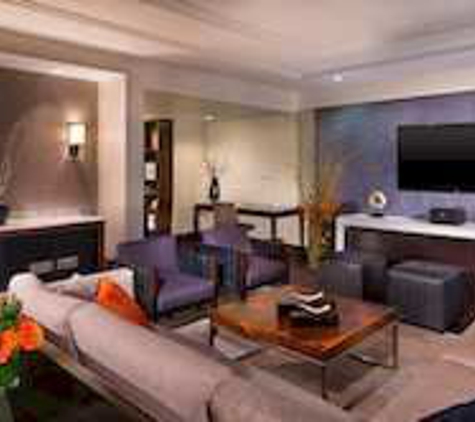 Hilton Hotels & Resorts - Austin, TX