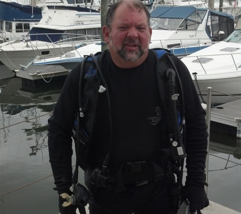 Professional Diving Service - Virginia Beach, VA