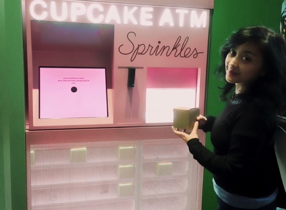 Sprinkles Cupcakes - Glendale, CA