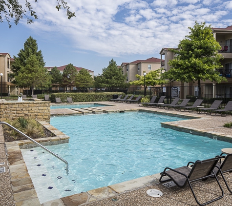 Mission Courtyard Villas - Mesquite, TX